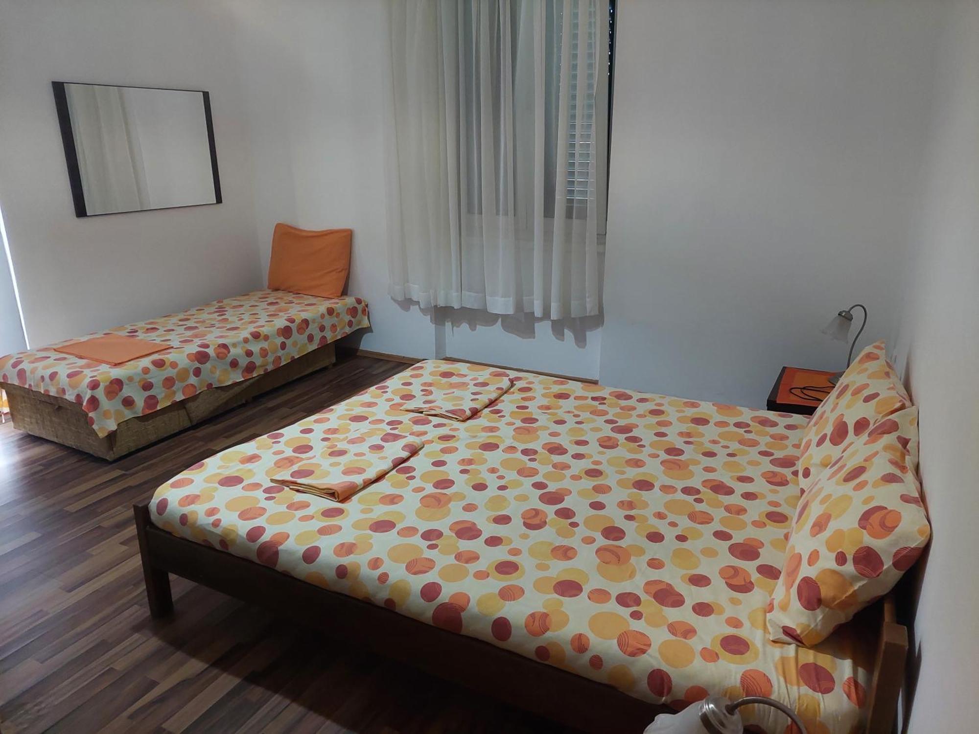 Kjara Apartments Tivat Eksteriør billede