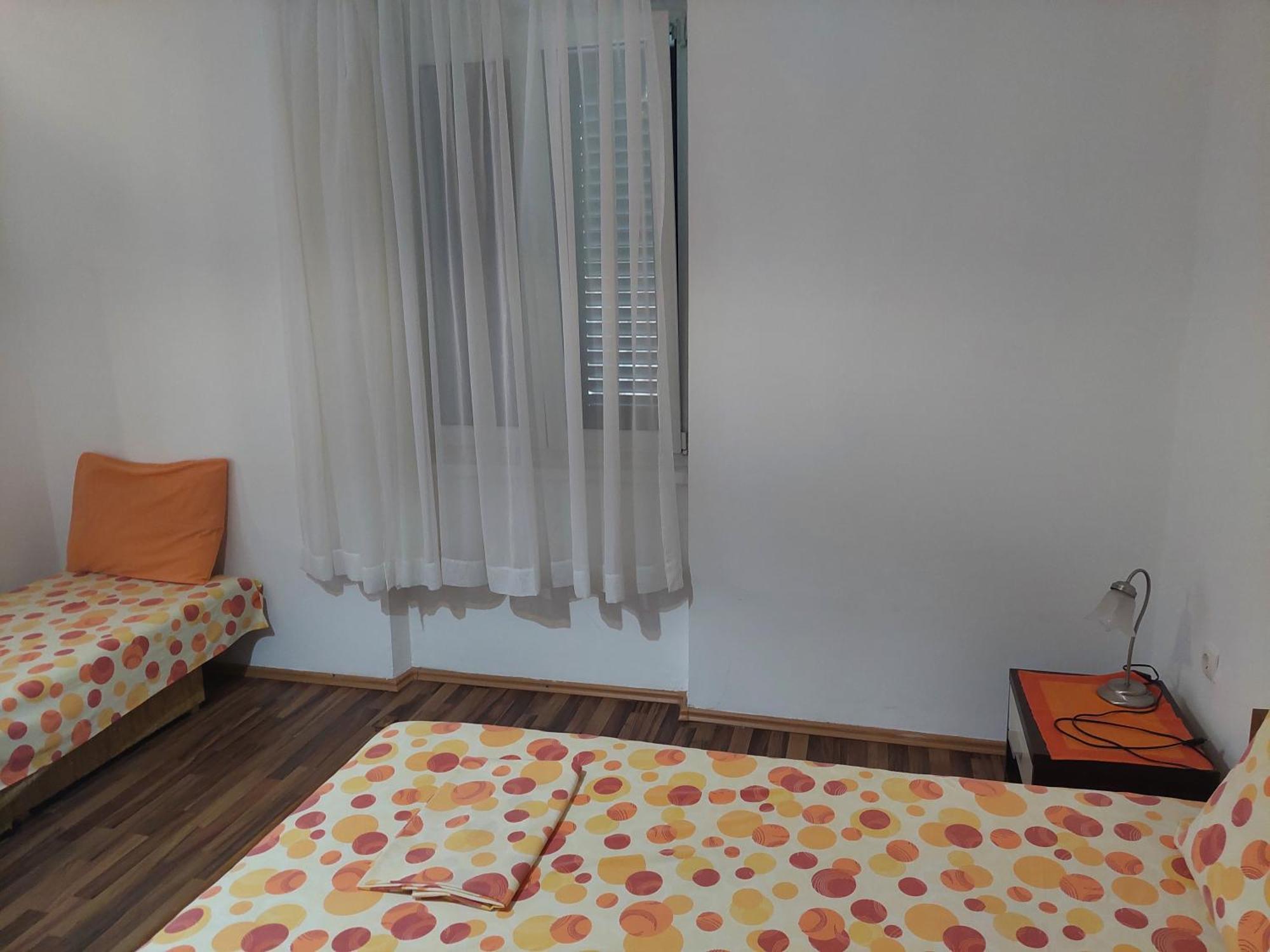 Kjara Apartments Tivat Eksteriør billede