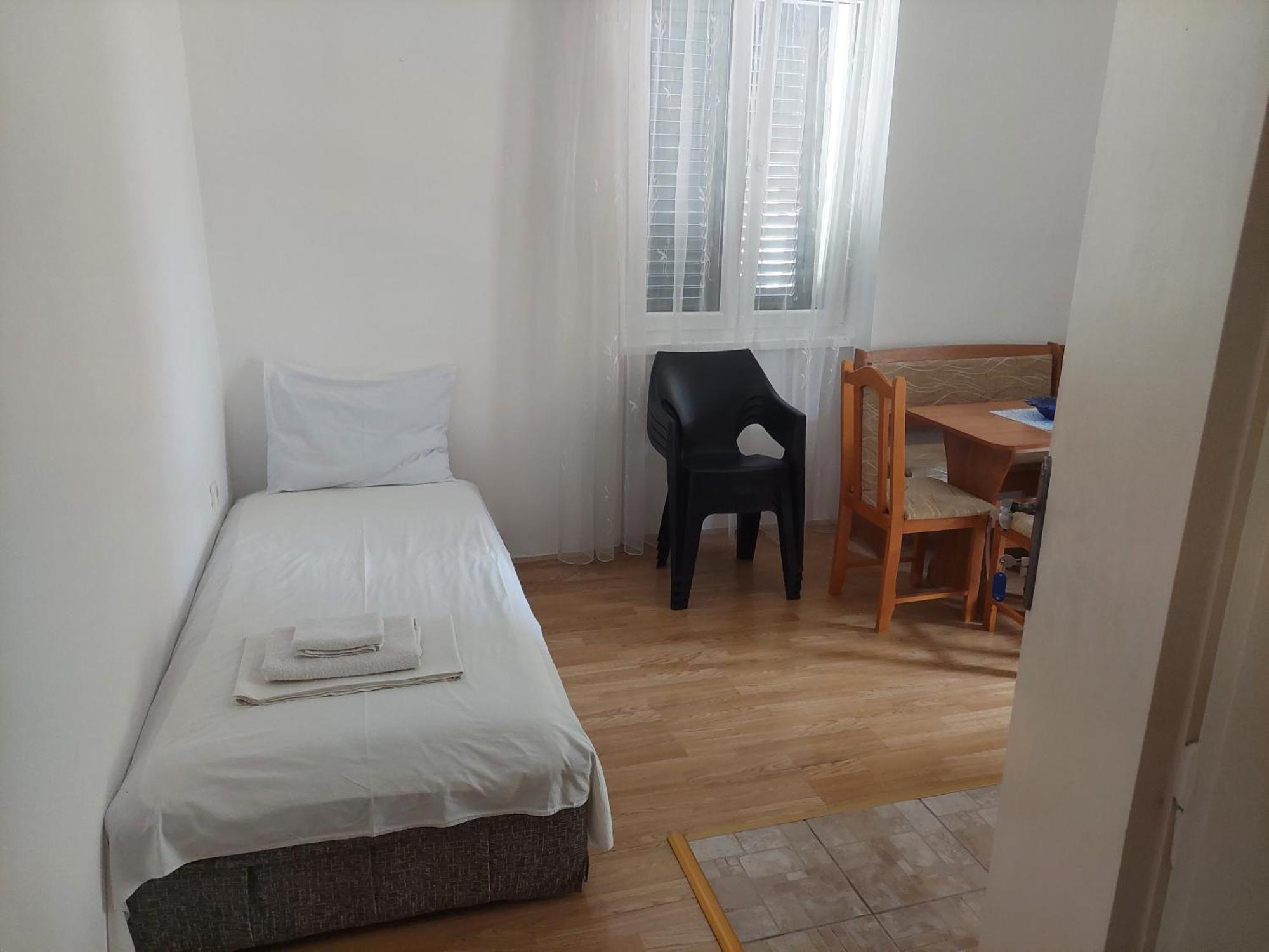 Kjara Apartments Tivat Eksteriør billede
