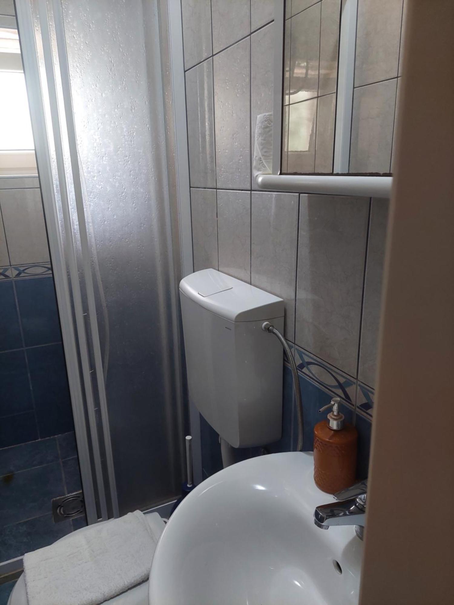Kjara Apartments Tivat Eksteriør billede
