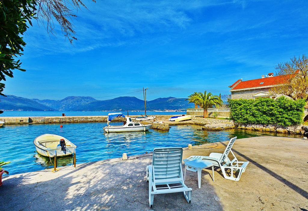 Kjara Apartments Tivat Eksteriør billede