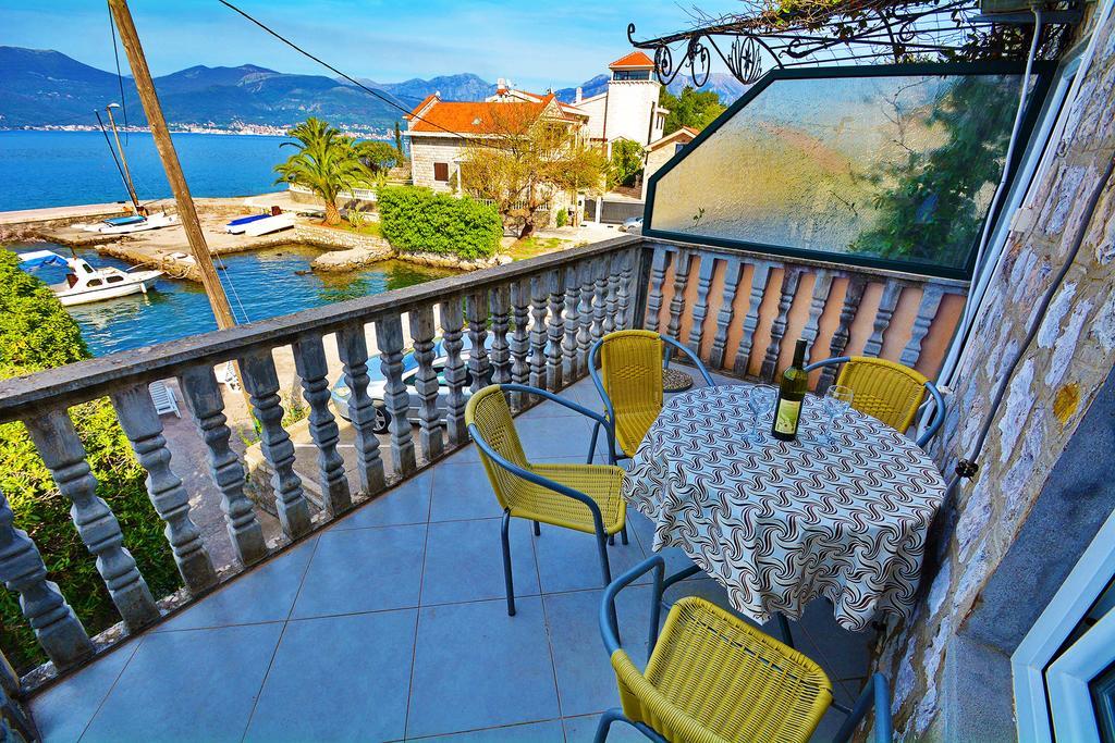 Kjara Apartments Tivat Eksteriør billede
